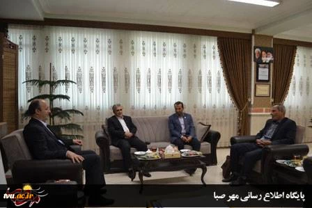 مهدی اسماعیلی، نماینده مردم شریف میانه و عضو کمیسیون آموزش و تحقیقات مجلس شورای اسلامی در بازدید از دانشگاه فنی و حرفه ای استان آذربایجان شرقی
توسعه متوازن تمامی مراکز دانشگاه فنی و حرفه ای می بایست مورد توجه مسئولان دانشگاه قرار گیرد 2