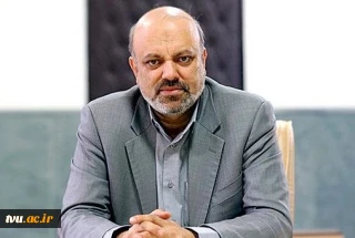 رئیس کمیسیون آموزش و تحقیقات مجلس شورای اسلامی گفت: 

رشد جایگاه علمی کشور در رقابت‌های بین‌المللی مستلزم اعتلای شرکت‌های دانش‌بنیان است