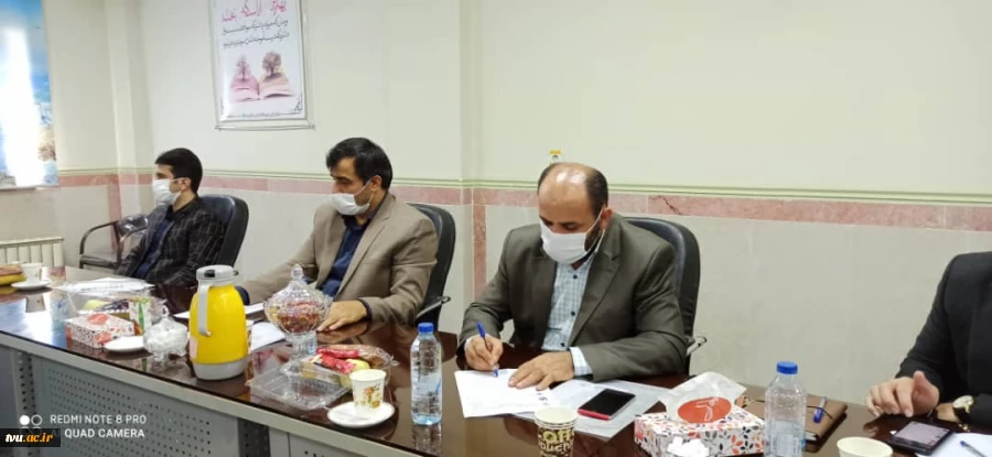 دکتر حیاتی در نشست روسای دانشکده ها و آموزشکده های فنی و حرفه ای استان مازندران بیان کرد:
دانشگاه فنی و حرفه ای سرآمد همه دانشگاه ها است و باید در سایه دوستی و فضای متوازن رشد کند.
 7