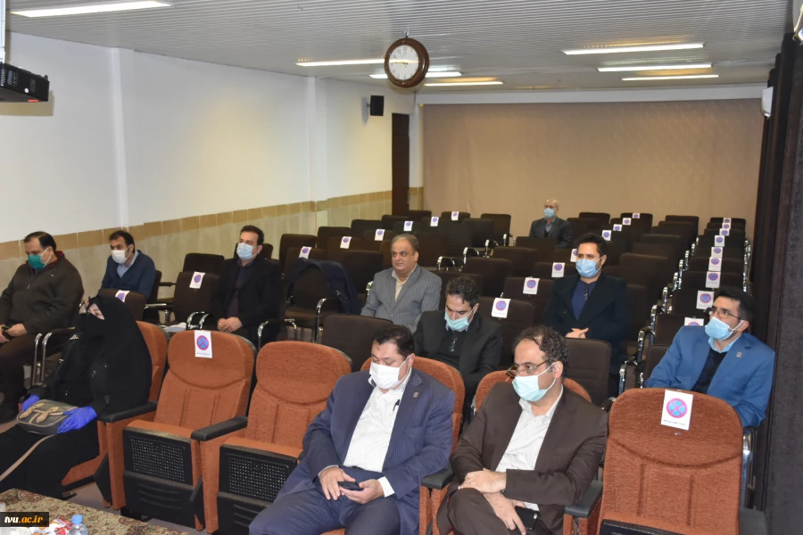 جلسه شورای پژوهشی استان با هدف یکسان سازی برنامه های هفته پژوهش دانشگاه فنی و حرفه ای استان گیلان برگزار شد. 4