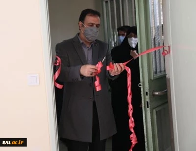بازدید دکتر جهانشاهی معاون پژوهش و فناوری دانشگاه فنی و حرفه ای از امکانات آموزشی و پژوهشی دانشکده دکتر شریعتی همزمان با برگزاری آیین اختتامیه هفته پژوهش این دانشکده
 8