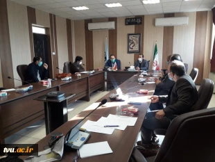 تشکیل جلسه ای با حضور رئیس پارک علم و فناوری و رئیس مرکز رشد خرم آباد در اتاق جلسات دانشگاه فنی و حرفه ای استان لرستان 3
