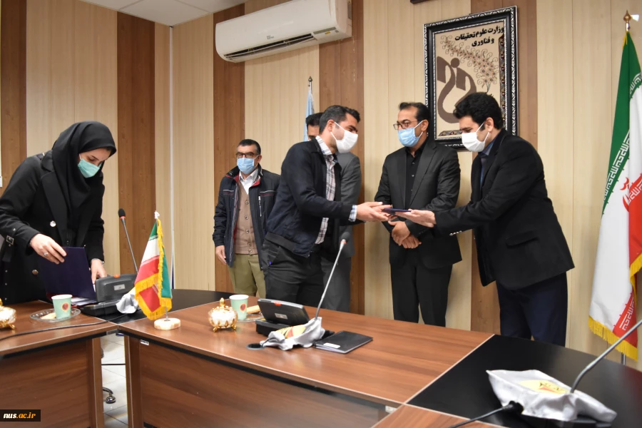 جلسه معارفه معاونت اداری مالی و مدیریت منابع ، معاونت آموزش پژوهش و فناوری و مدیران گروه (پسران و دختران خرم آباد) 3