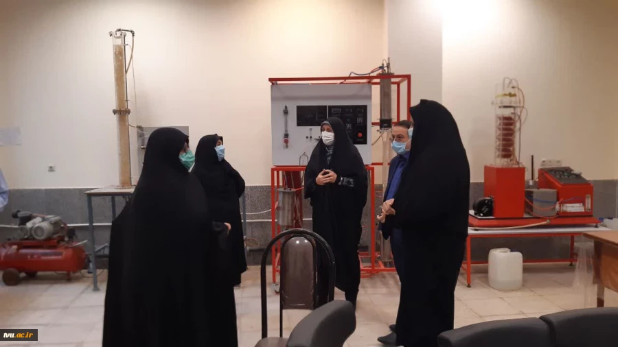 نشست صمیمی رییس مرکز نظارت، ارزیابی و تضمین کیفیت دانشگاه فنی و حرفه ای کشور با کارکنان دانشکده/آموزشکده های فنی و حرفه ای استان بوشهر برگزار شد 4