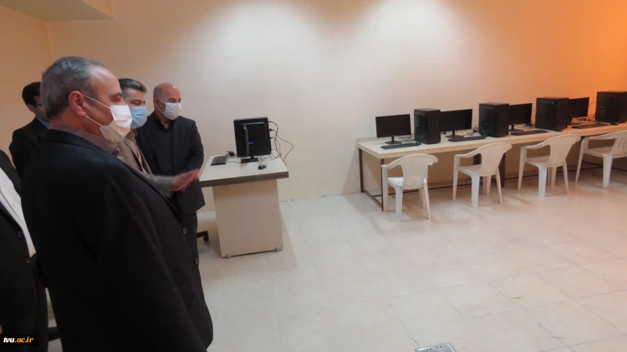 بازدید جناب آقای دکتر صالحی عمران ریاست محترم دانشگاه فنی و حرفه‌ای از آموزشکده محمد صیرفیان (شماره 2 اصفهان) 2