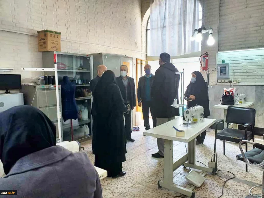 بازدید ریاست دانشگاه فنی وحرفه ای کشور جناب آقای دکتر صالحی عمران از آموزشکده دختران نجف آباد 11