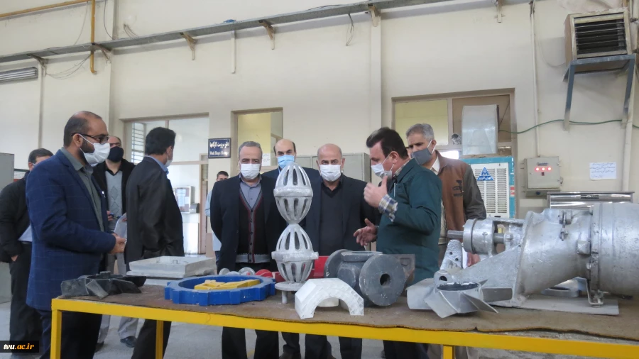 رئیس دانشگاه فنی و حرفه‌ای کشور گفت؛
افزایش بیش از ۷۰۰ کد رشته در دانشگاه فنی و حرفه ای در دوسال اخیر/ روی کیفیت آموزش مهارتی باید جدی تر رفتار کنیم
 2