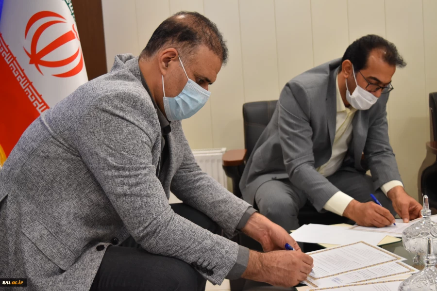 امضای تفاهم‌ نامه فی مابین دانشگاه پیام نور و دانشگاه فنی و حرفه‌ای استان لرستان 5