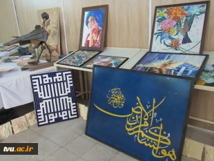 بازدید دکتر رضا نقدی ریاست دانشگاه فنی و حرفه ای استان سمنان و هیات رئیسه این دانشگاه از نمایشگاه آثار دانشجویان دانشکده فنی و حرفه ای دختران سمنان 5