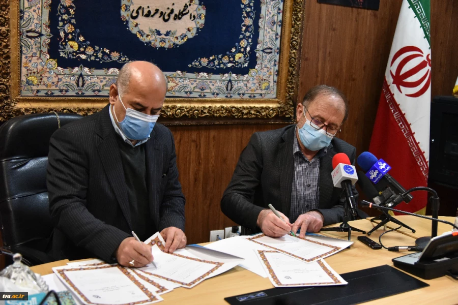 دکتر قبادیان:

دانشگاه فنی وحرفه ای بازوی توانمند علمی، فنی و مهارتی تربیت نیروی کار برای وزارت صمت 2