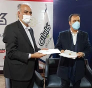 در حاشیه نمایشگاه جابکس

تفاهم نامه همکاری دانشگاه فنی و حرفه ای کشور  و مرکز کار ایران منعقد شد 3