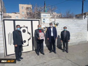 به همت اداره امور فرهنگی آموزشکده فنی و حرفه ای گلپایگان از سه خانواده شهدای دانشجوی دوران دفاع مقدس تجلیل شد. 2