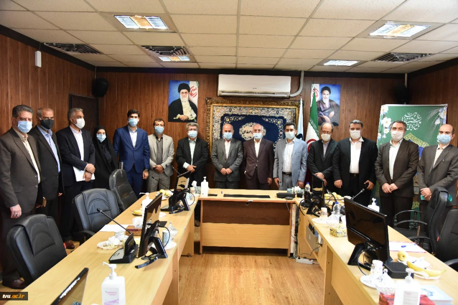 با مشارکت خیرین و صندوق رفاه دانشجویان رقم خورد

بهره برداری از 36 طرح ارتقای خوابگاه های دانشجویی دانشگاه فنی و حرفه ای کشور 4