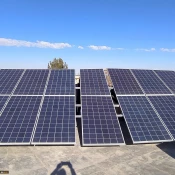 دکتر صالحی عمران خبر داد:

صرفه جویی 15 درصدی در مصرف انرژی برق با احداث نیروگاه های خورشیدی در دانشگاه فنی و حرفه ای 4