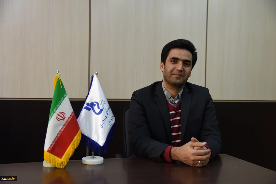 مدیر کل امور اداری دانشگاه فنی حرفه ای کشور

تبدیل وضعیت استخدامی ایثارگران دانشگاه فنی و حرفه ای در حال انجام است 2