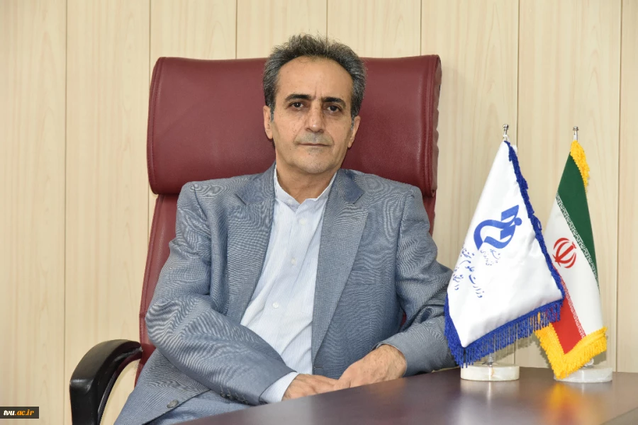 دکتر فرج اله طالبی اتوئی مطرح کرد:

 گسترش همکاری های علمی و بین المللی دانشگاه فنی و حرفه ای با کشورهای همسایه، منطقه و جهان   2