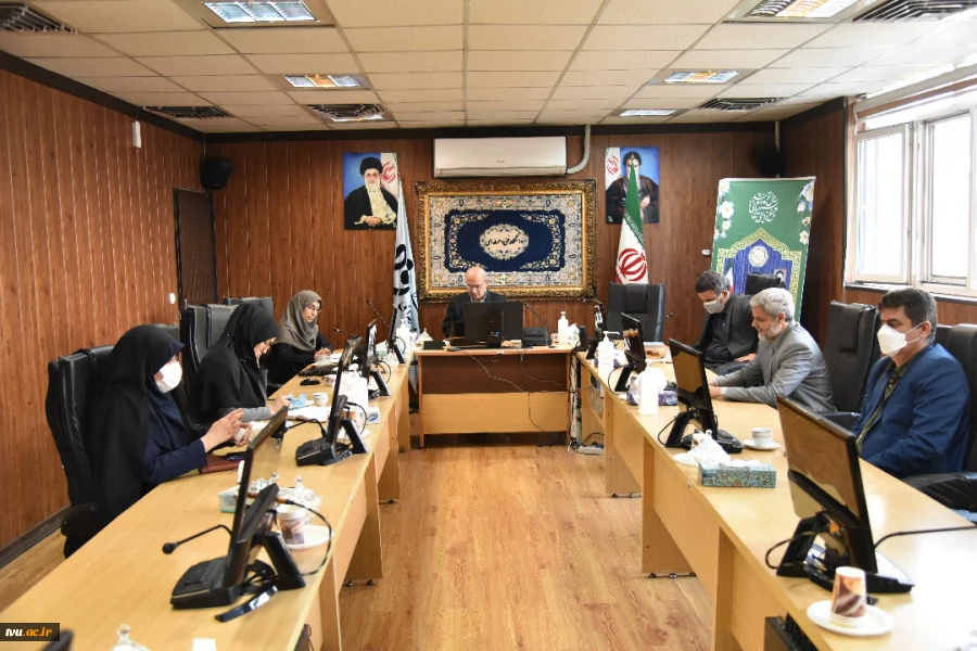 رییس دانشگاه فنی و حرفه ای مطرح کرد: 

بحث حکمرانی در آموزش عالی و توسعه پایدار می تواند مباحث پایه ای و نظری خوبی برای برنامه هفتم و آموزش عالی کشور باشد 2