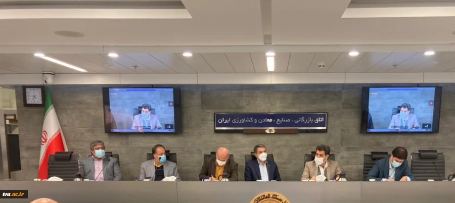 صالحی‌عمران در نشست کارآفرینی گوهر اقتصاد:

۷۵ درصد نیروی کار فاقد مهارت‌های شغلی هستند 3
