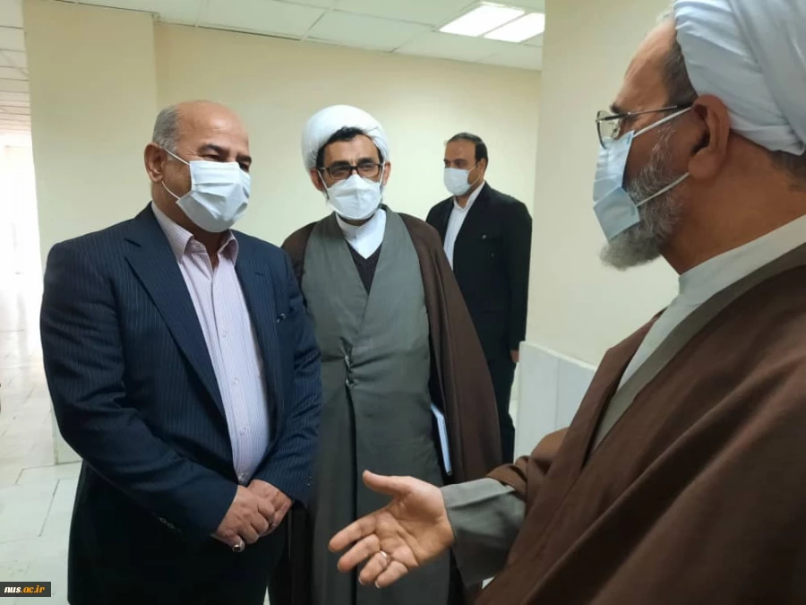 به منظور توسعه آموزش های عالی فنی و حرفه ای در عرصه بین المللی و افزایش قابلیت‌های مهارتی طلاب 

تفاهم‌نامه میان دانشگاه فنی و حرفه‌ای و جامعةالمصطفی به امضا رسید 2