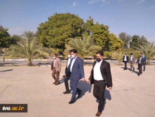 دکتر خطیبی معاون اداری، مالی و مدیریت منابع وزارت علوم، تحقیقات و فناوری

 از دانشگاه فنی و حرفه ای استان هرمزگان بازدید کرد  2