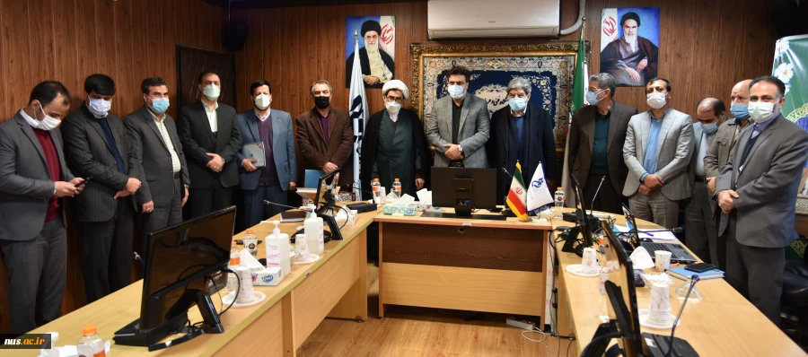 مراسم تکریم دکتر رضا مهدی و معارفه دکتر علی‌اصغر رجبی، سرپرست معاونت فرهنگی و دانشجویی دانشگاه فنی و حرفه‌ای با حضور دکتر عرفان خسرویان برگزار شد.

 12