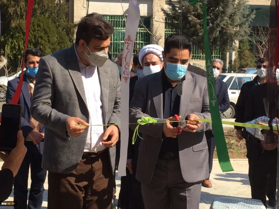 برگزاری مراسم رونمایی از یادمان شهید گمنام با حضور دکتر عرفان خسرویان
 4