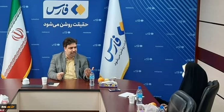 با حضور دکتر عرفان خسرویان، جوان‌ترین رئیس دانشگاه کشور در خبرگزاری فارس و در روز میلاد حضرت علی اکبر (ع) عنوان شد:
اختصاص ۱۰۰ میلیارد تومان اعتبار از محل سفرهای ریاست جمهوری به طرح‌های عمرانی دانشگاه فنی و حرفه‌ای
 3