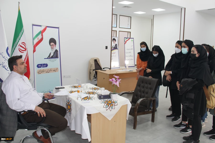 جلسه ملاقات عمومی دکتر خسرویان با اساتید، کارکنان و دانشجویان دانشگاه فنی و حرفه‌ای استان‌های تهران و البرز برگزار شد 7