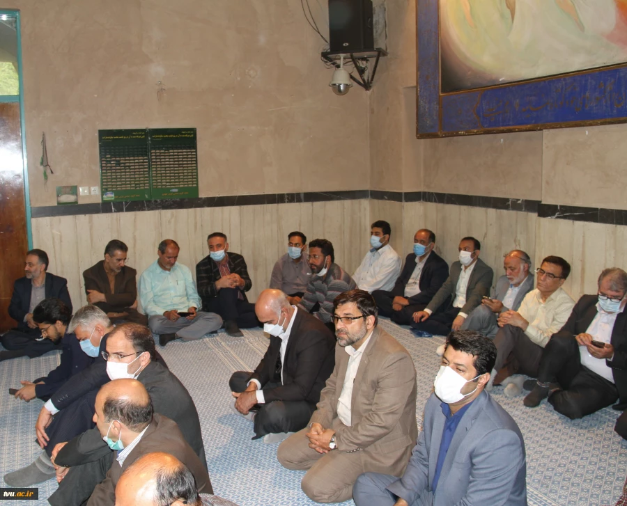 به مناسبت سالروز ارتحال حضرت امام خمینی (ره)؛

مراسم «خورشید قرن» با حضور دانشگاهیان دانشگاه فنی و حرفه‌ای برگزار شد 2