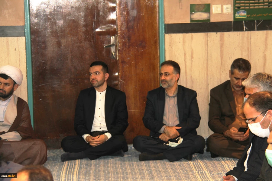 به مناسبت سالروز ارتحال حضرت امام خمینی (ره)؛

مراسم «خورشید قرن» با حضور دانشگاهیان دانشگاه فنی و حرفه‌ای برگزار شد 4