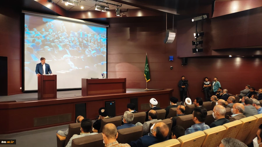 در آستانه سالگرد ارتحال بنیانگذار کبیر انقلاب اسلامی؛

آیین تجدید میثاق دانشگاهیان دانشگاه فنی و حرفه ای با آرمان های امام خمینی(ره) و تجدید بیعت با مقام معظم رهبری(مدظله العالی) برگزار شد 10