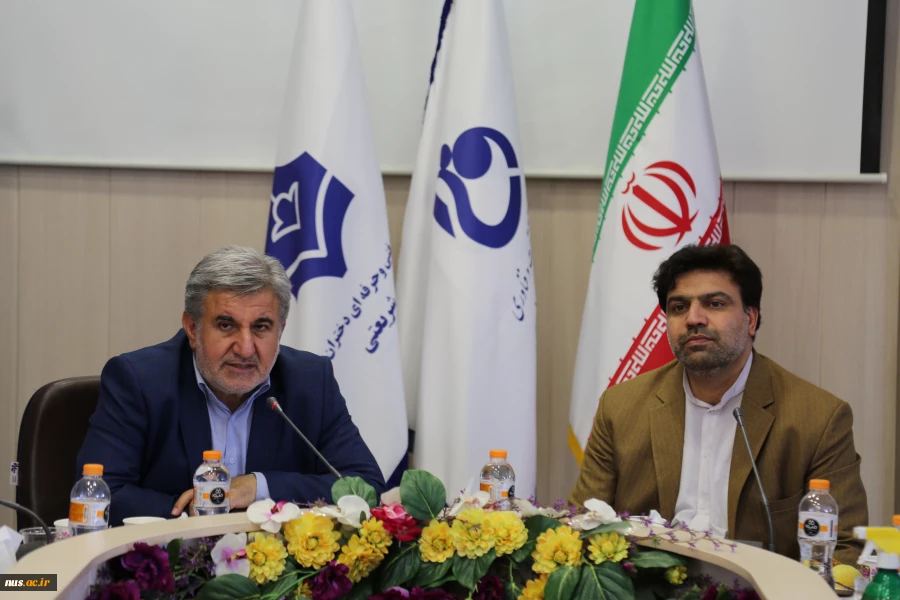 دکتر مردانی در جمع مسئولین کانون‌های بسیج اساتید دانشگاه فنی وحرفه‌ای مطرح کرد:

بهره‌مندی از ظرفیت دانشگاه فنی و حرفه‌ای در راستای اشتغال‌آفرینی ضروری است
 2