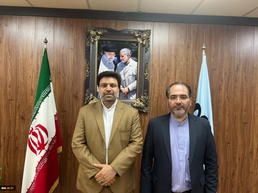 در دیدار معاون وزیر نیرو و مدیرعامل ساتکاب با دکتر خسرویان مطرح شد:

تقویت شرکت‌های دانش‌بنیان محور فعالیت‌های مشترک شرکت ساتکاب و دانشگاه فنی و حرفه‌ای خواهد بود 2