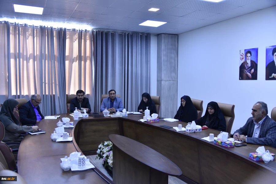 مرکز نظارت، ارزیابی و تضمین کیفیت دانشگاه برگزار کرد:

وبینار آموزشی «ویژه نظارت بر امتحانات پایانی سال تحصیلی 1401-1400» 3