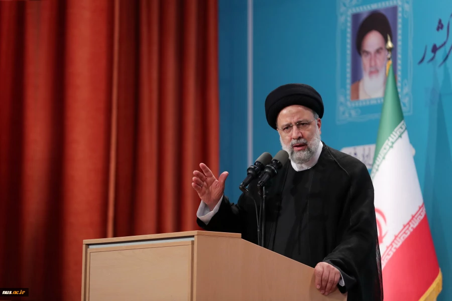 دکتر رئیسی در اجلاس روسای دانشگا‌ها، پژوهشگاه‌ها و پارک‌های علم و فناوری:

دانشگاه به عنوان اتاق فکر دولت تمام توان خود را برای ارتقای بهره‌وری در کشور به کار گیرد 2
