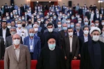 دکتر رئیسی در اجلاس روسای دانشگا‌ها، پژوهشگاه‌ها و پارک‌های علم و فناوری:

دانشگاه به عنوان اتاق فکر دولت تمام توان خود را برای ارتقای بهره‌وری در کشور به کار گیرد 2