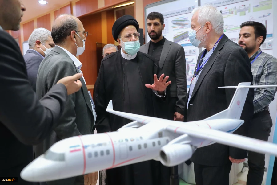 دکتر رئیسی در اجلاس روسای دانشگا‌ها، پژوهشگاه‌ها و پارک‌های علم و فناوری:

دانشگاه به عنوان اتاق فکر دولت تمام توان خود را برای ارتقای بهره‌وری در کشور به کار گیرد 7