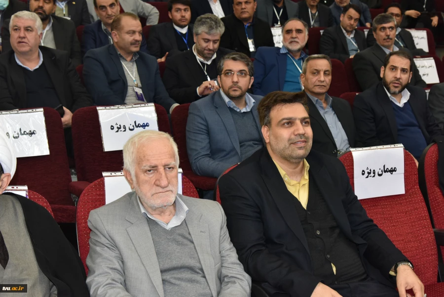 دکتر خسرویان در اجلاس رؤسای دانشکده‌ها و آموزشکده‌های فنی و حرفه‌ای سراسر کشور:

اجلاس پیش رو فرصت مغتنمی برای تعامل در خصوص چالش‌های مهارتی کشور و دانشگاه است 5