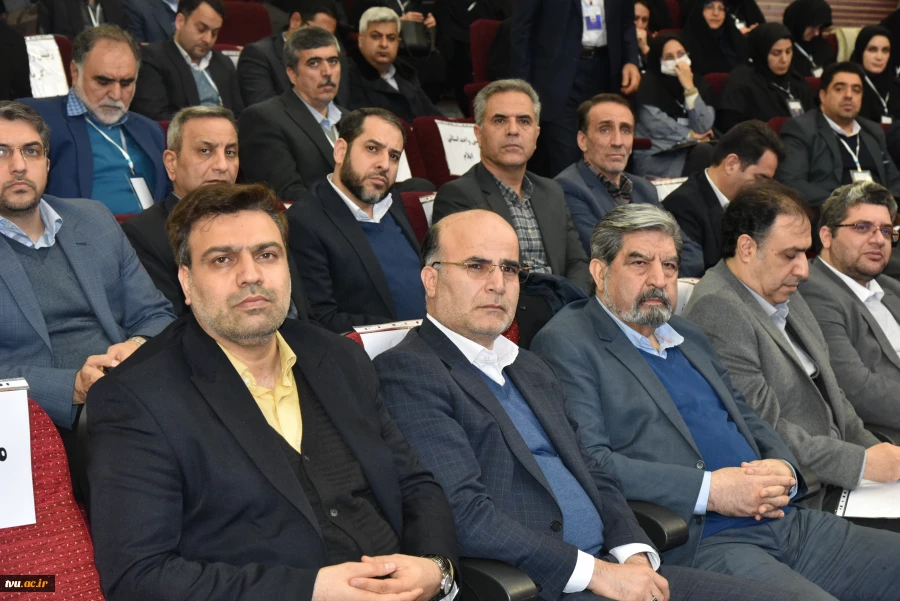 دکتر خسرویان در اجلاس رؤسای دانشکده‌ها و آموزشکده‌های فنی و حرفه‌ای سراسر کشور:

اجلاس پیش رو فرصت مغتنمی برای تعامل در خصوص چالش‌های مهارتی کشور و دانشگاه است 6