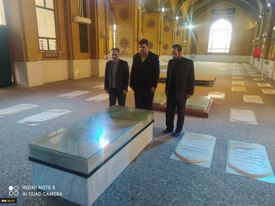 همزمان با ایام دهه فجر انقلاب برگزار شد:

آیین‌ تجدید میثاق‌ دانشگاهیان‌ دانشگاه‌ فنی‌ و حرفه‌ای‌ با‌ آرمان‌های‌ امام‌خمینی (ره) و تجدید بیعت‌ با مقام‌ معظم‌ رهبری (مدظله‌العالی) 2