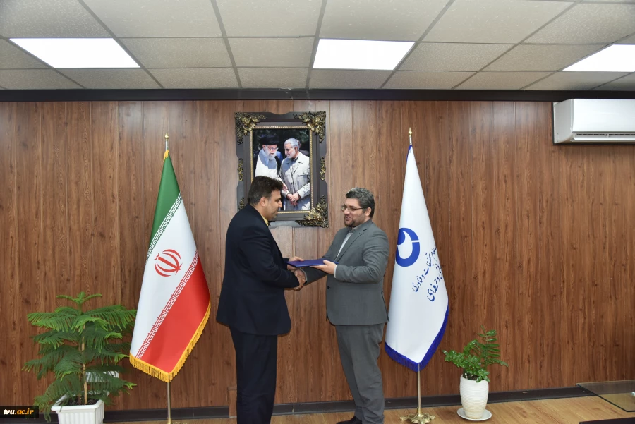 با حکم دکتر عرفان خسرویان؛
سرپرست معاونت اداری، مالی و مدیریت منابع دانشگاه فنی و حرفه‌ای منصوب شد 2