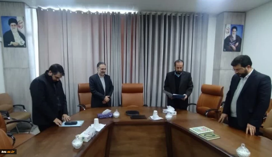 با حکم دکتر عرفان خسرویان؛

سرپرست دبیرخانه هیئت اجرایی جذب اعضای هیئت علمی منصوب شد 3