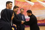 رئیس دانشگاه فنی و حرفه‌ای کشور در اختتامیه پنجمین جشنواره حرکت:

برگزاری جشنواره‌های مختلف در دانشگاه راهی برای استعدادیابی و شکوفایی نبوغ دانشجویان است. 4