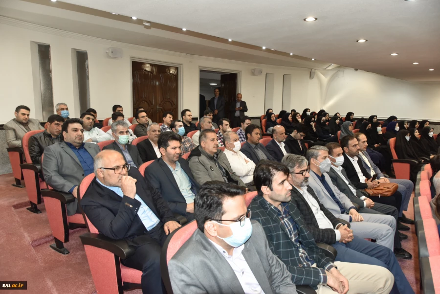 دیدار نوروزی ریاست دانشگاه فنی و حرفه‌ای با کارکنان سازمان مرکزی 4