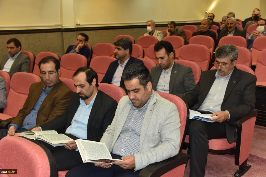 در بیست و ششمین روز از ماه مبارک رمضان محفل انس با قرآن در دانشگاه فنی و حرفه‌ای برگزار شد 6