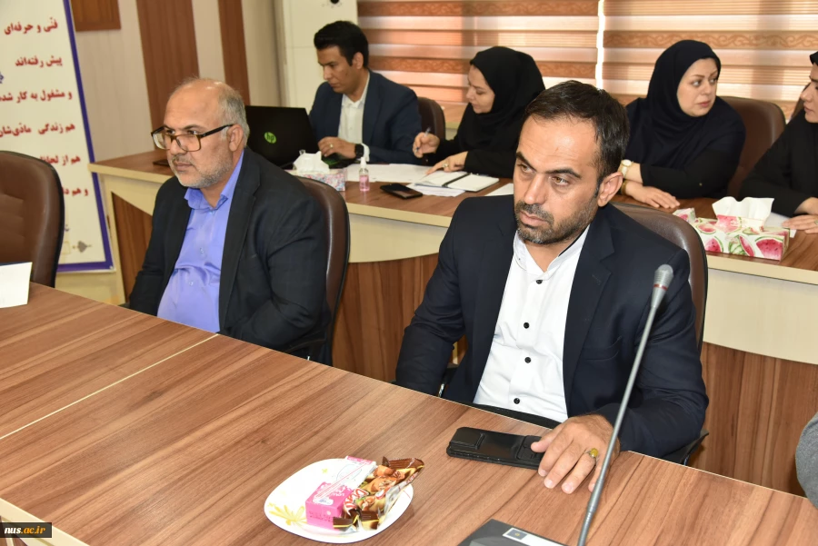 نشست تخصصی نهادینه‌سازی نظام صلاحیت حرفه‌ای در آموزش های مهارتی رسمی برگزار شد 9