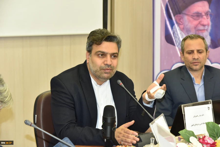 نهادینه‌سازی نظام صلاحیت حرفه‌ای در آموزش‌های مهارتی رسمی از منظر صاحب‌نظران و متخصصین 11