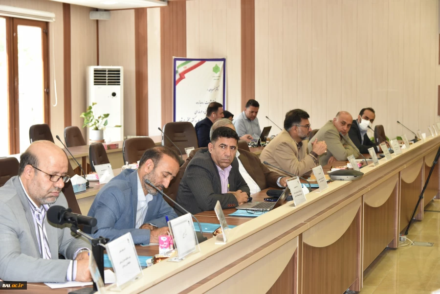 نهادینه‌سازی نظام صلاحیت حرفه‌ای در آموزش‌های مهارتی رسمی از منظر صاحب‌نظران و متخصصین 12