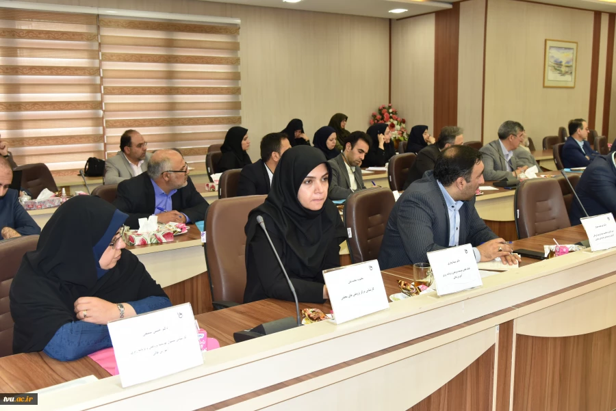 نهادینه‌سازی نظام صلاحیت حرفه‌ای در آموزش‌های مهارتی رسمی از منظر صاحب‌نظران و متخصصین 13