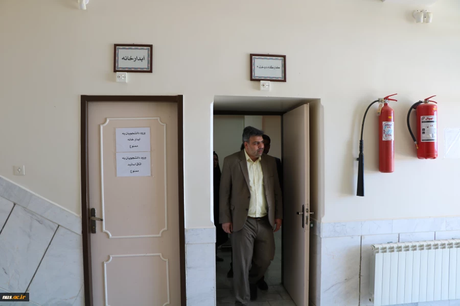 بازدید رئیس دانشگاه فنی و حرفه‌ای از آموزشکده‌ فنی و حرفه‌ای دختران جونقان 10